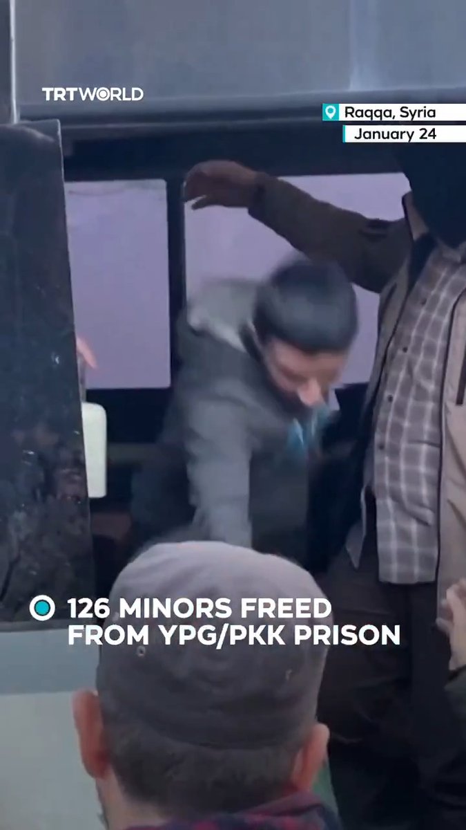 Syrian government forces freed at least 126 minors who were being held in Al Aqtan prison in Raqqa on January 24, state media reported, after taking control of the facility from YPG/PKK terrorists as part of an agreement