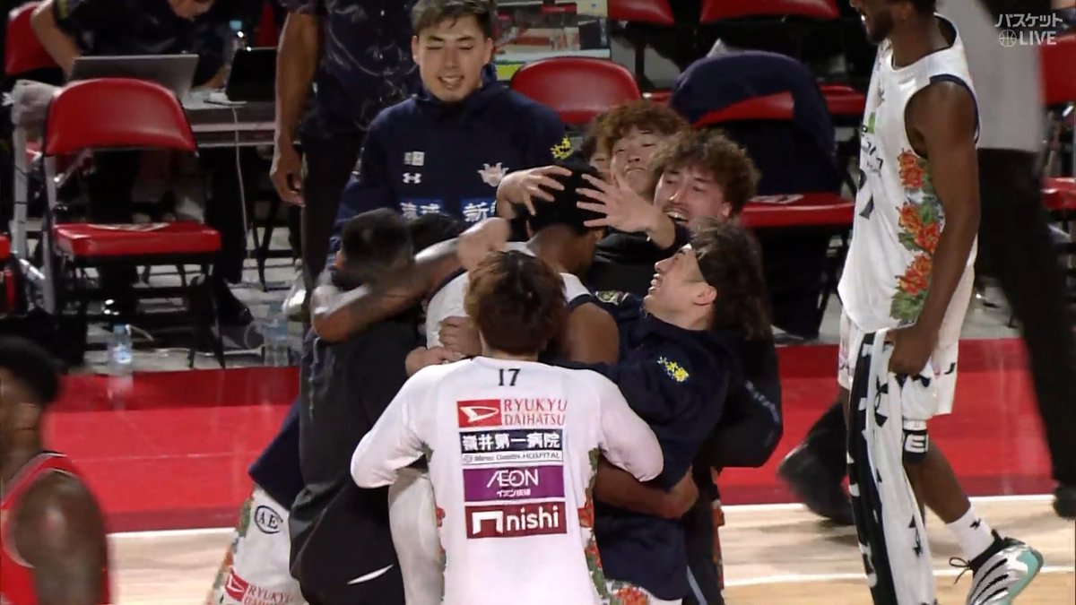 琉球ゴールデンキングスが2連勝! 終盤、怒涛の強さで大逆転勝利! B.LEAGUE(Bリーグ) 琉球ゴールデンキングス公式 📡バスケットLIVE ライブ・見逃し配信
