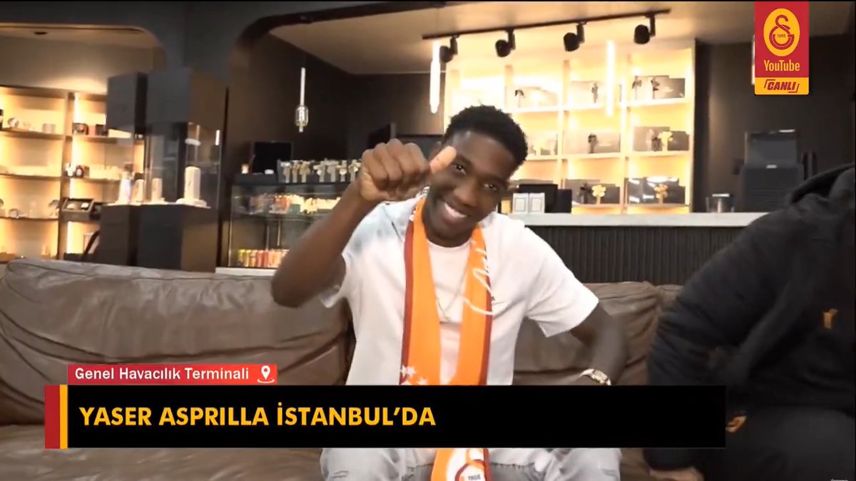 Asprilla: "Çok çalışacağım. Daha ileriye ve daha yukarı götürmek için. Bu özel mesajı Galatasaray taraftarlarına göndermek istiyorum."