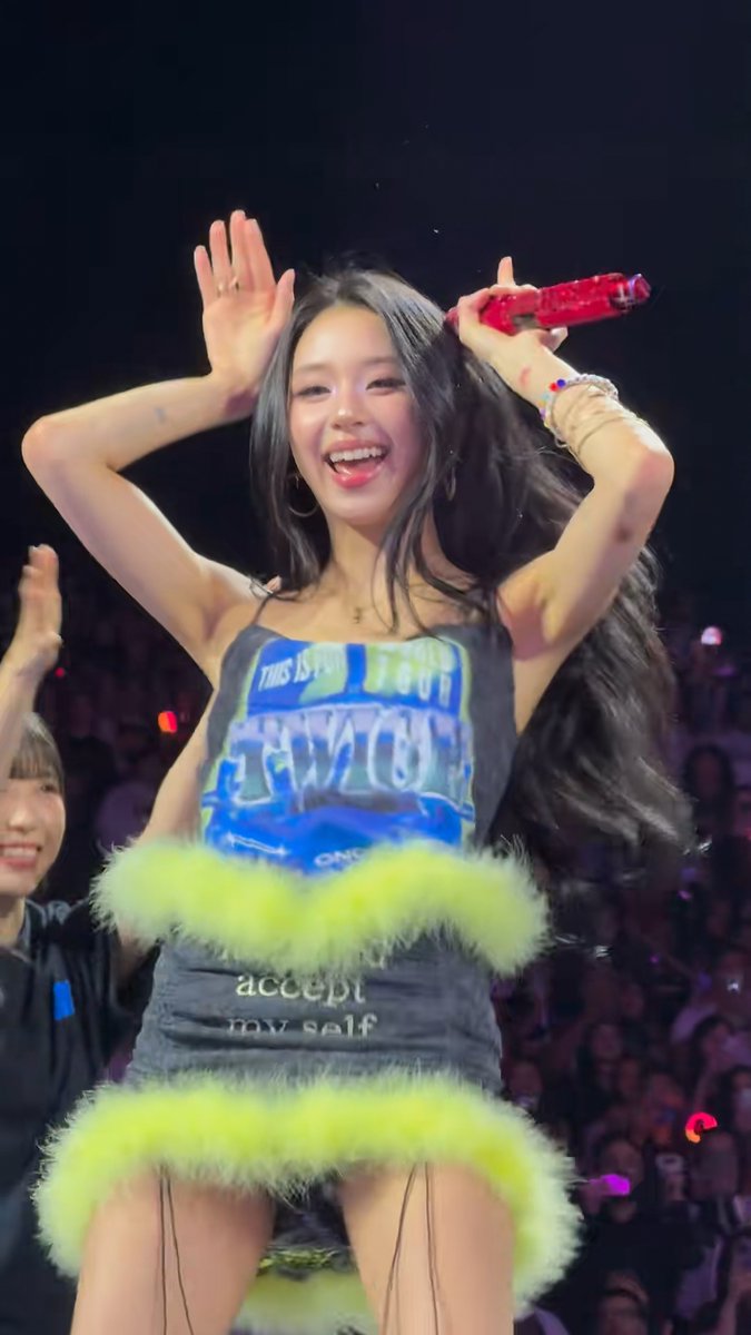 CHAEYOUNG HAS BEEN GLOWING RECENTLY WITH HER STYLING