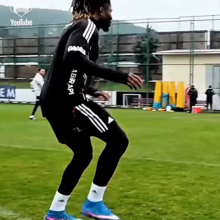 ananı skeyim ya çok özledik seni amk
