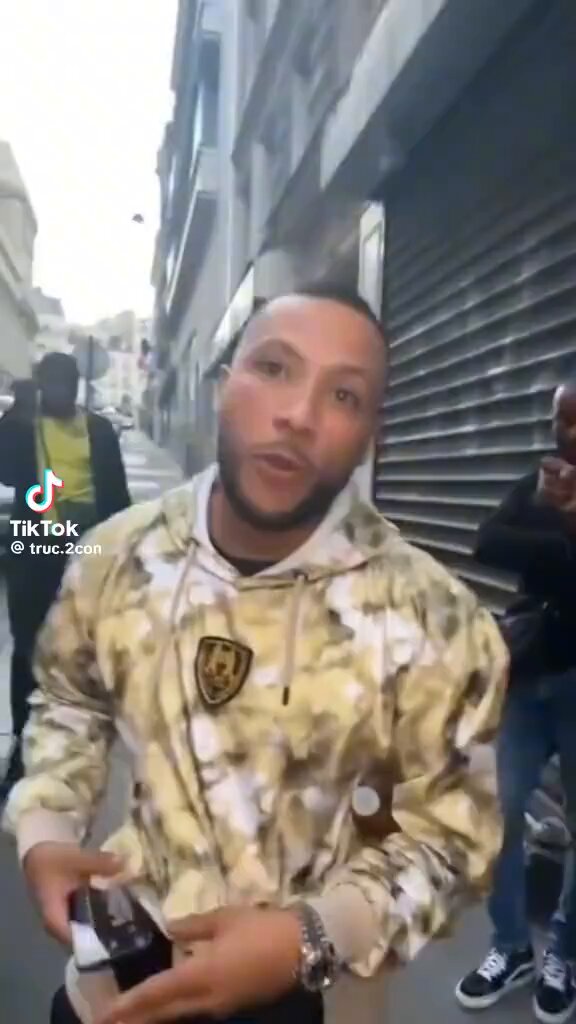 Quand Lameche il a débarqué fallait vraiment être là MDR azy…