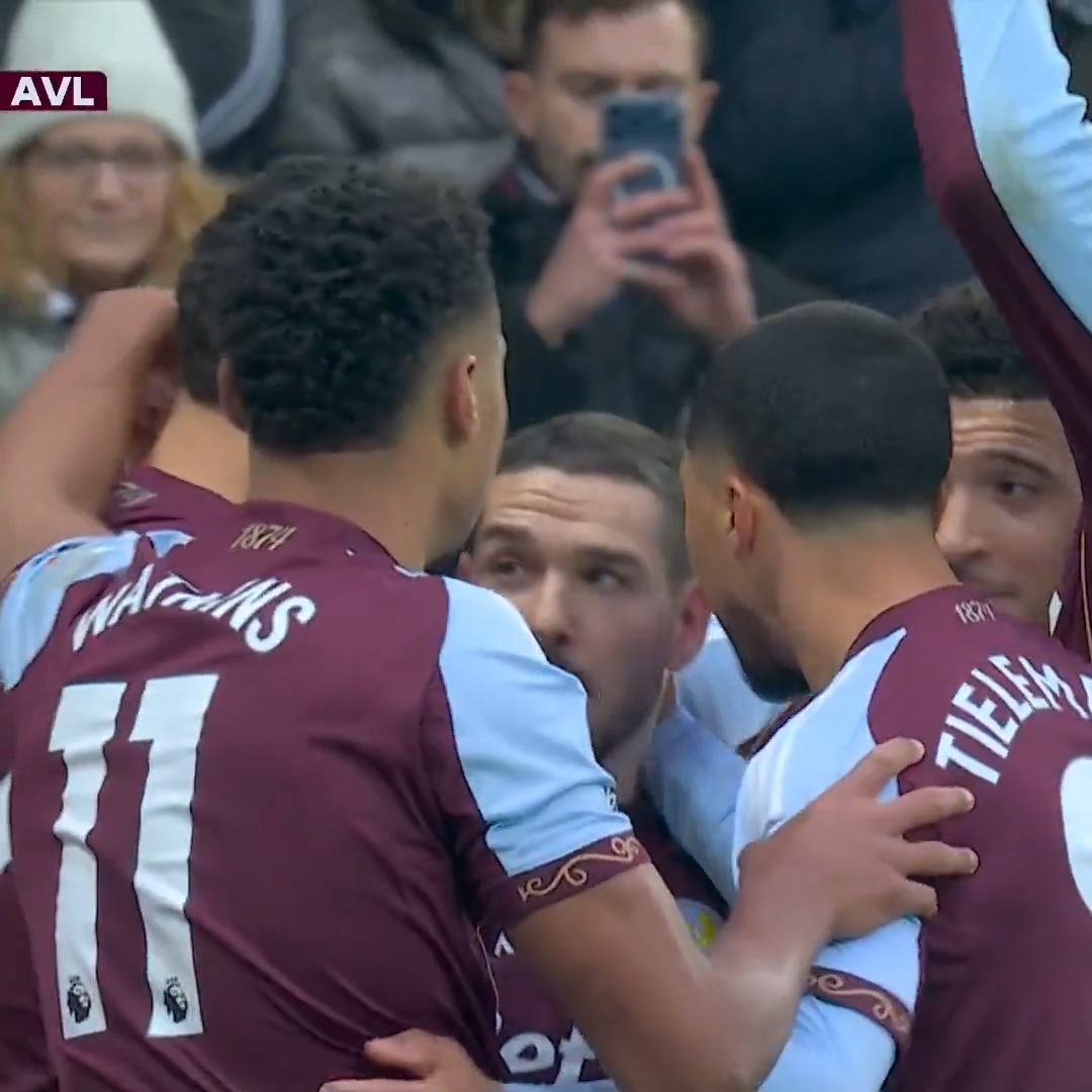 SPECTACULAR FROM EMI BUENDIA. 💥 Aston Villa lead at St. James' Park.
