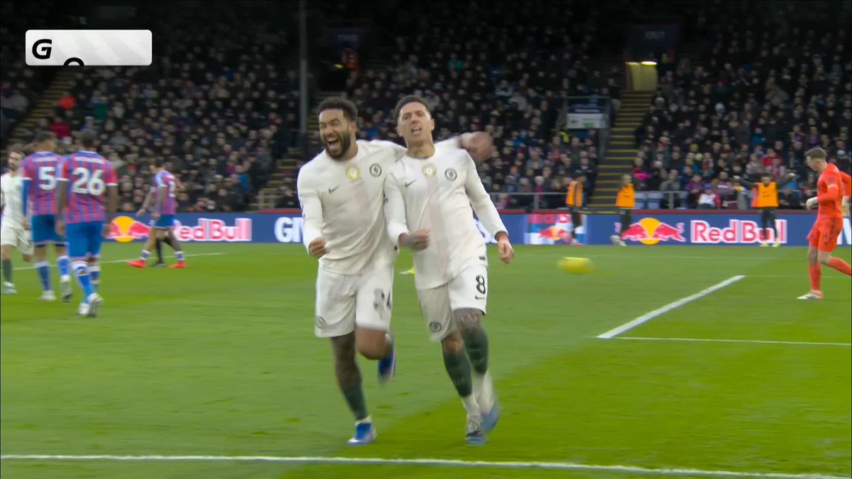 Enzo Fernandez steps up to the spot and delivers! 🎯
