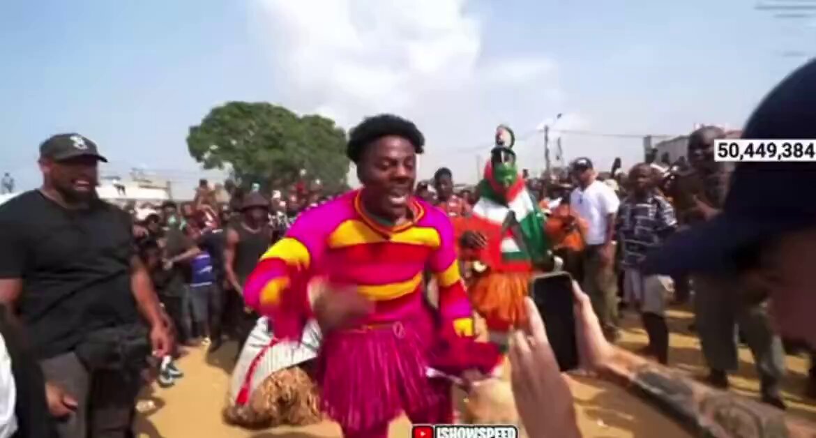 iShowSpeed ability to learn and perform things is superhuman. He literally learned a cultural Ivory Coast dance on the spot😭