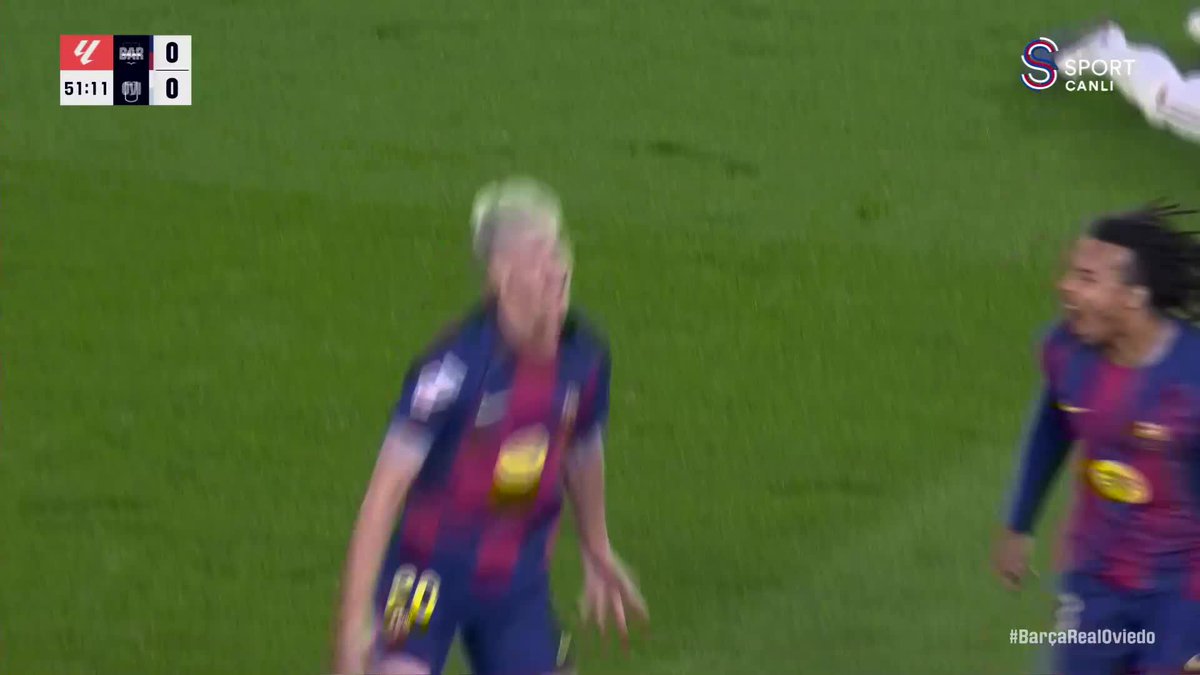 Dani Olmo, Barcelona'yı öne geçiriyor. BUZZYL kodu ile S Sport Plus’a üye ol, yıllık paketi 400₺ indirimle satın al! #işbirliği