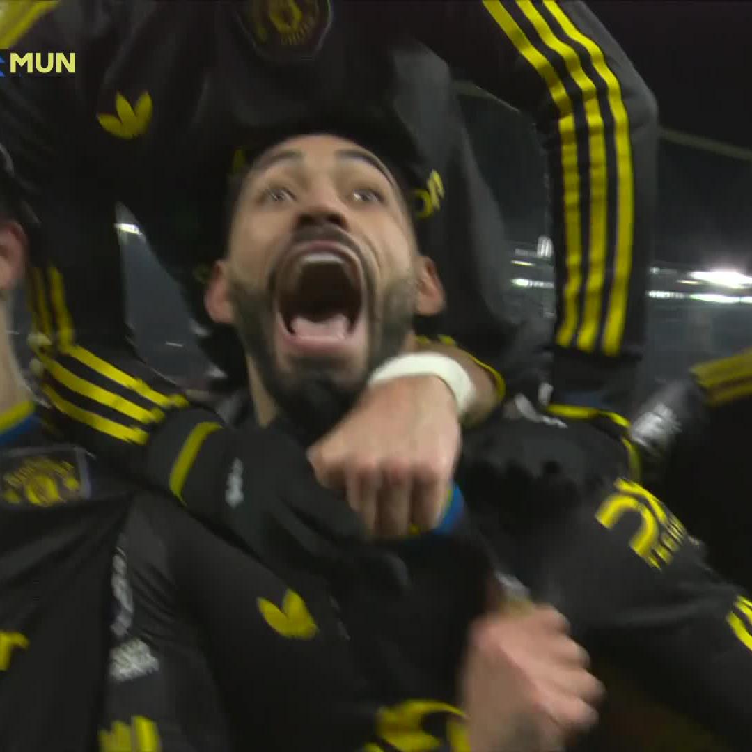 Unbelievable scenes at the Emirates 🤯 Matheus Cunha gives Man United the lead ⚫💥 📺 Stream #ARSMUN on DStv:
