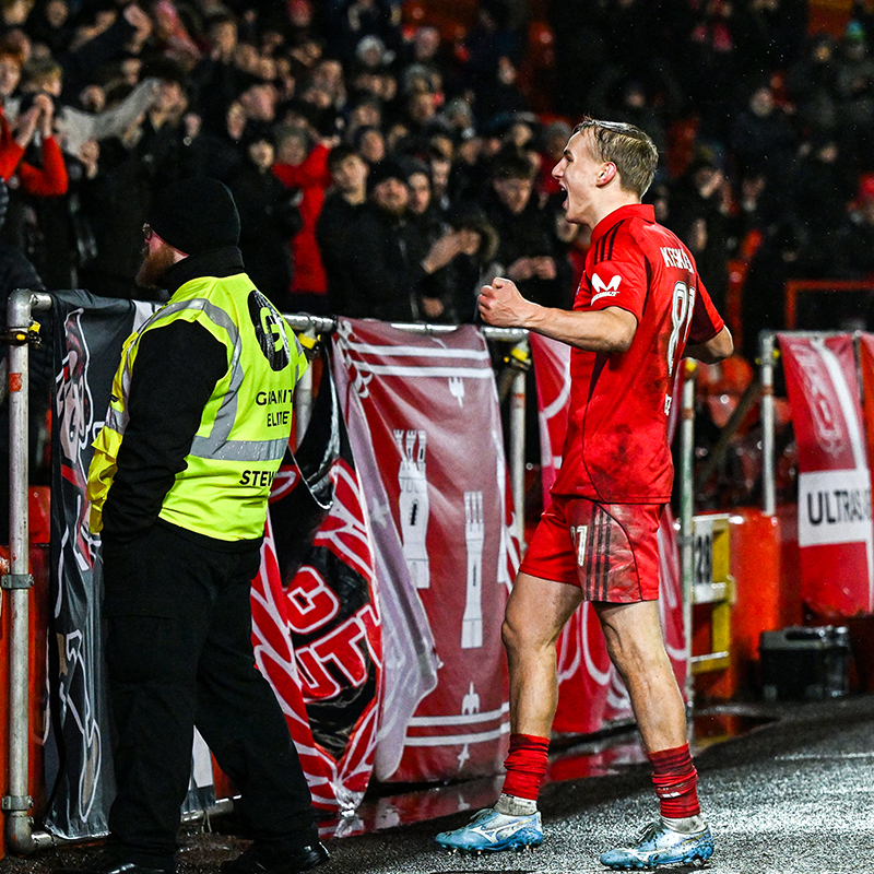 Rounding off a 🔝(i) afternoon at Pittodrie 💥