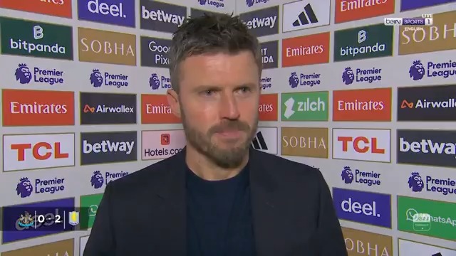 🗣️ "I still think there's more to come, but it's two massive games, massive results and two really big performances we can take a lot from." Michael Carrick speaks to Carrie Brown 💙 following Manchester United's 3-2 victory at the Emirates! #beINPL #ARSMUN #MUFC