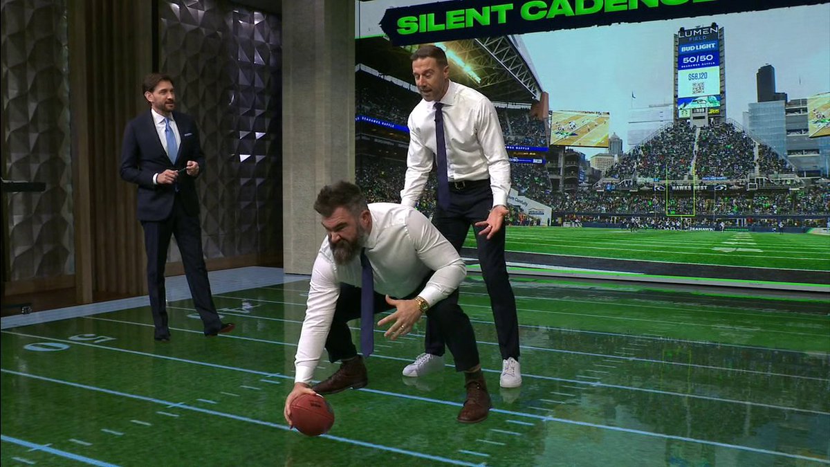 The Seahawks haven't lost an NFC Championship game at home 👀 Alex Smith and Jason Kelce demonstrate the art of the silent count 🤫
