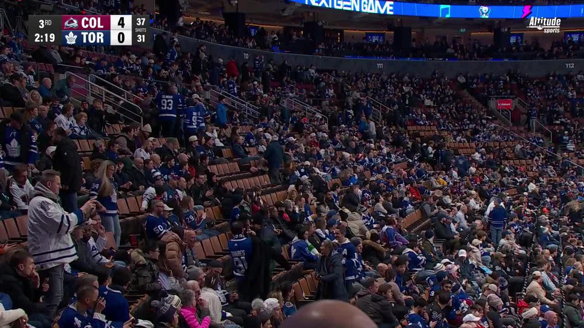 BROCK NELSON CAPS OFF THE HATTY IN TORONTO 🎩🎩🎩