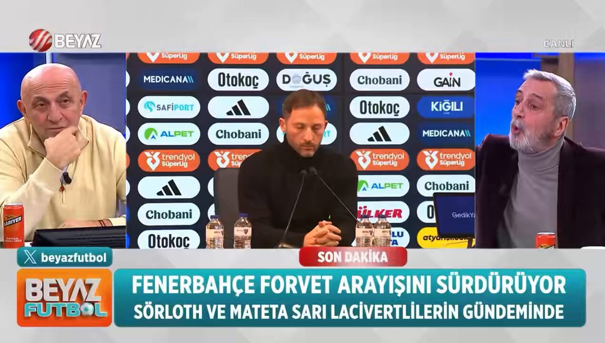 Abdülkerim Durmaz: Kimse şunu düşünmüyor: “Biz En Nesyri’yi hokkabaz yaptık. Acaba Juventuslular da mı hokkabaz? Sevillalılar da mı hokkabaz?” Bunların hepsi hokkabaz, bir biz mi anlamıyoruz? Biz Türkler her şeyi biliyoruz! #beyazfutbol