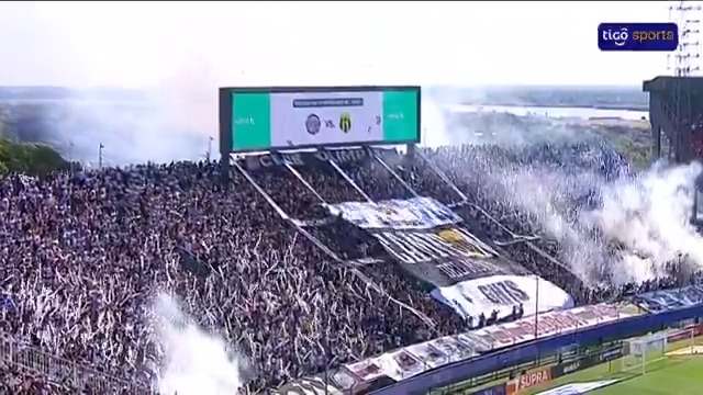Ojalá todos los partidos del fútbol 🇵🇾 tuvieron un marcó igual o al menos similar. Impresionante la cantidad de público en el Defensores. Igualmente, también ayer en "La Nueva Olla" hubo una buena asistencia.
