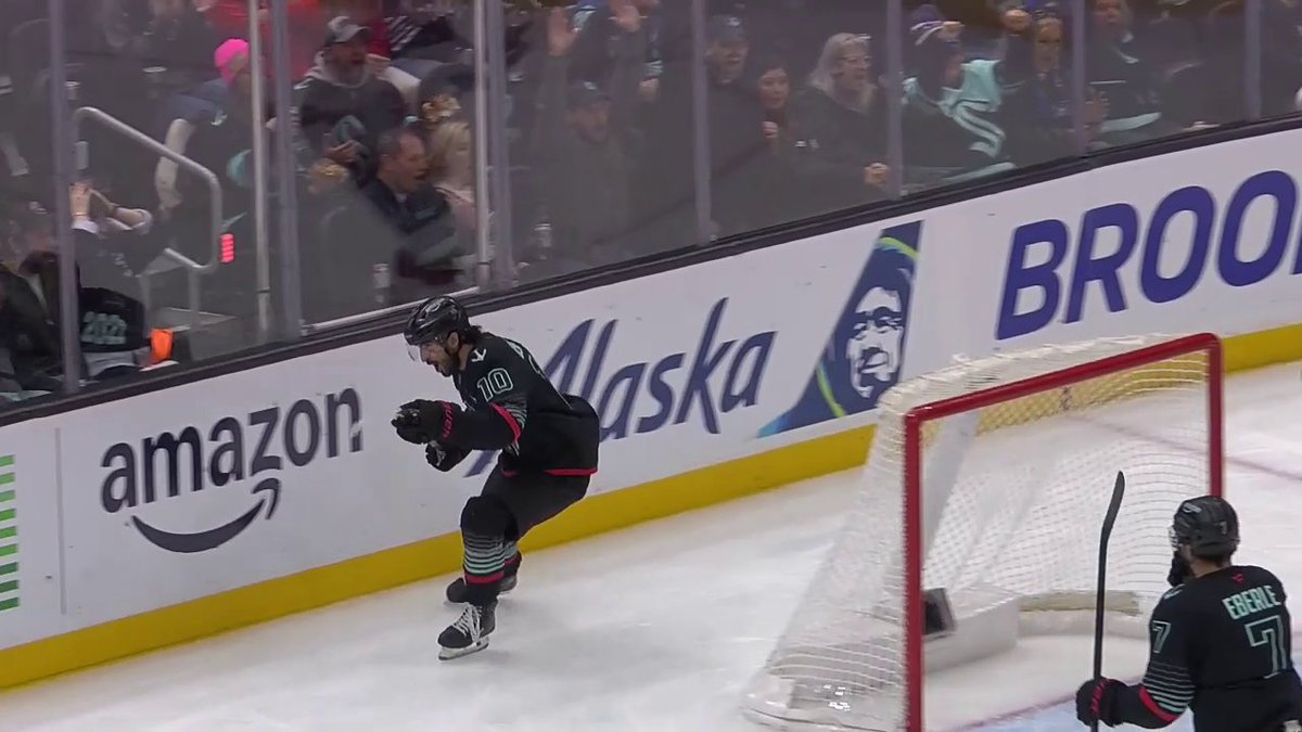 Alright that was pretty, Matty Beniers 😍