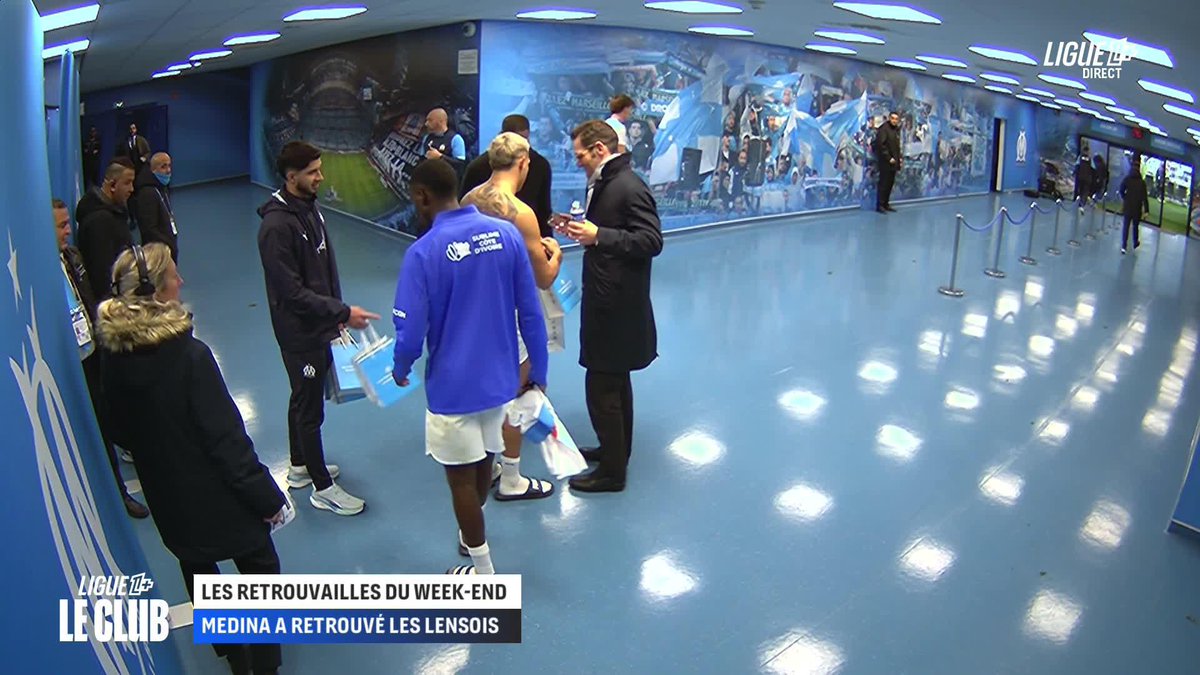 🎙️ "C'est le fou qui m'a recruté." Facundo Medina quand il croise son ancien président 😂
