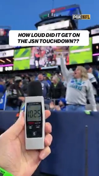 We checked the decibel meter after that JSN Seattle Seahawks TD 📣
