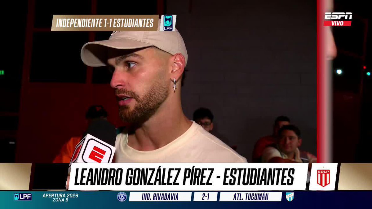 “Si llega a ser ahora, esperemos que el próximo partido no lo juegue, porque LO VAMOS A CAGAR A PATADAS”. González Pirez sobre la posible salida de Ascacíbar a Boca. 😅🇦🇷