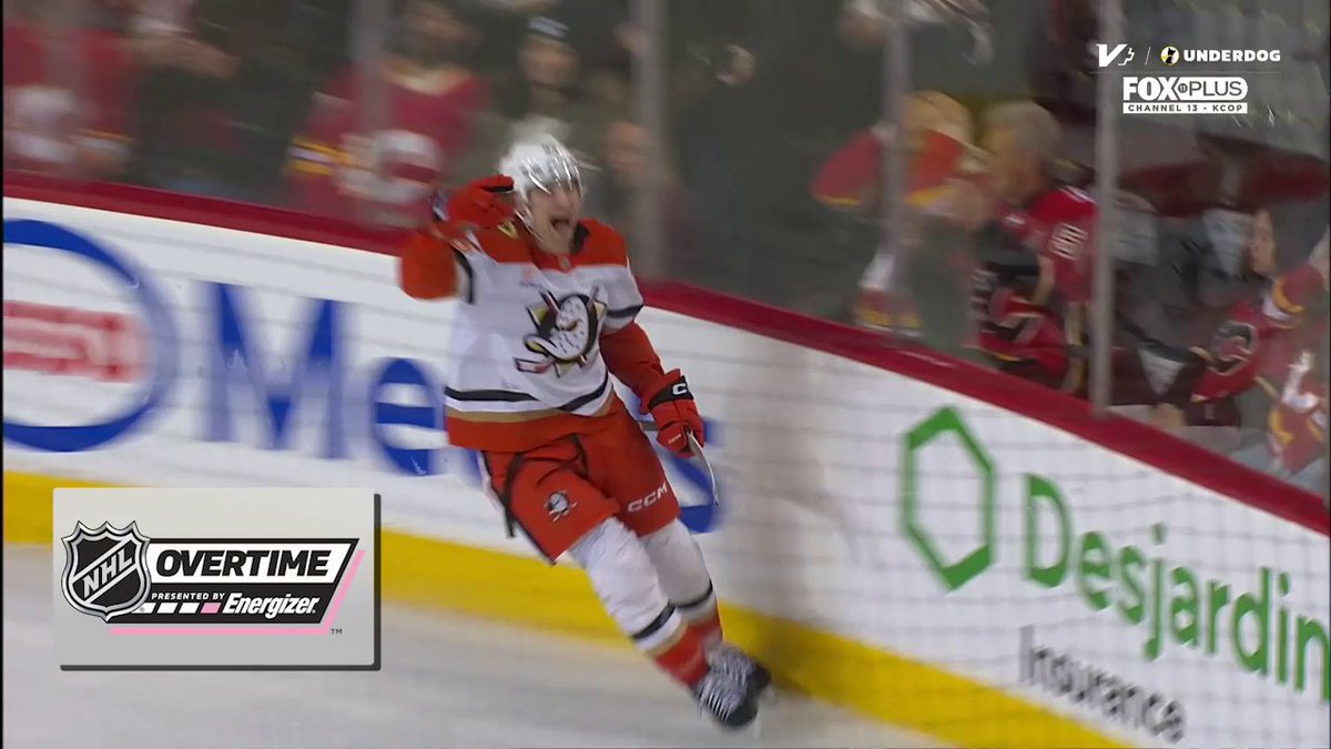 BECKETT SENNECKE COMPLETES THE HATTY!! 😱 His first career hat trick wins it for the Anaheim Ducks in Energizer overtime!