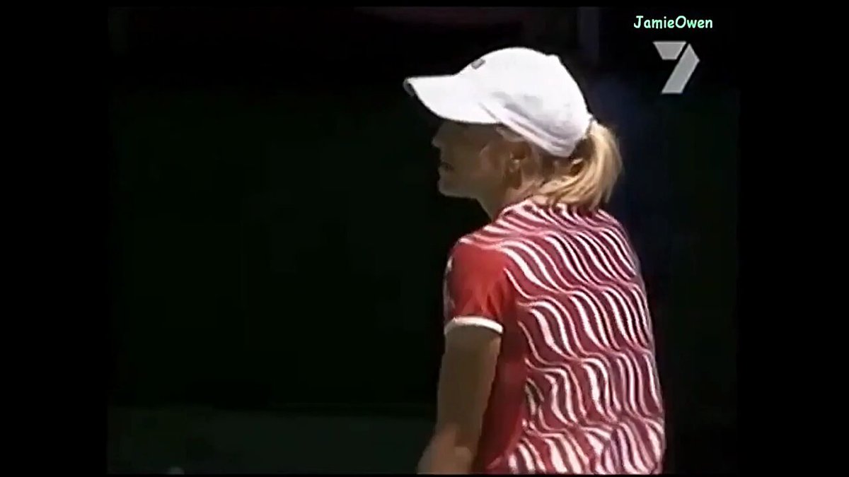 2003 Australian Open 4th Round: (5)Justine Henin-Hardenne def. (9)Lindsay Davenport 7-5, 5-7, 9-7 A classic match lasting 3 hours &amp; 13 minutes, Henin got her first win over Davenport in their 6th meeting Davenport was up 4-1 in the 3rd and served for it at 5-4 📽️: JOTennisVid