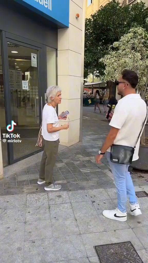 🚨 Defender a Pedro sobre todas las cosas y atacar TODO lo que a Pedro no le gusta. A eso se resume todo su pensamiento. Es fácil