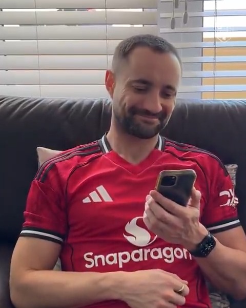 Every Man Utd fan you know right now 🔙