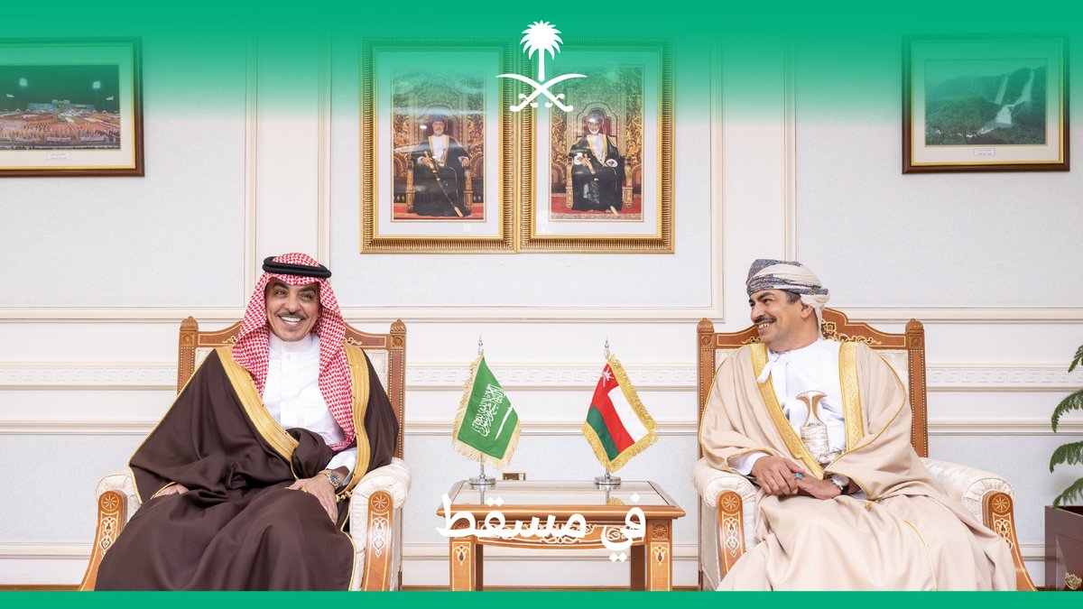 معالي وزير الإعلام في زيارة رسمية إلى سلطنة عُمان التقى خلالها بمعالي وزير الإعلام العُماني وعدد من المسؤولين والإعلاميين.