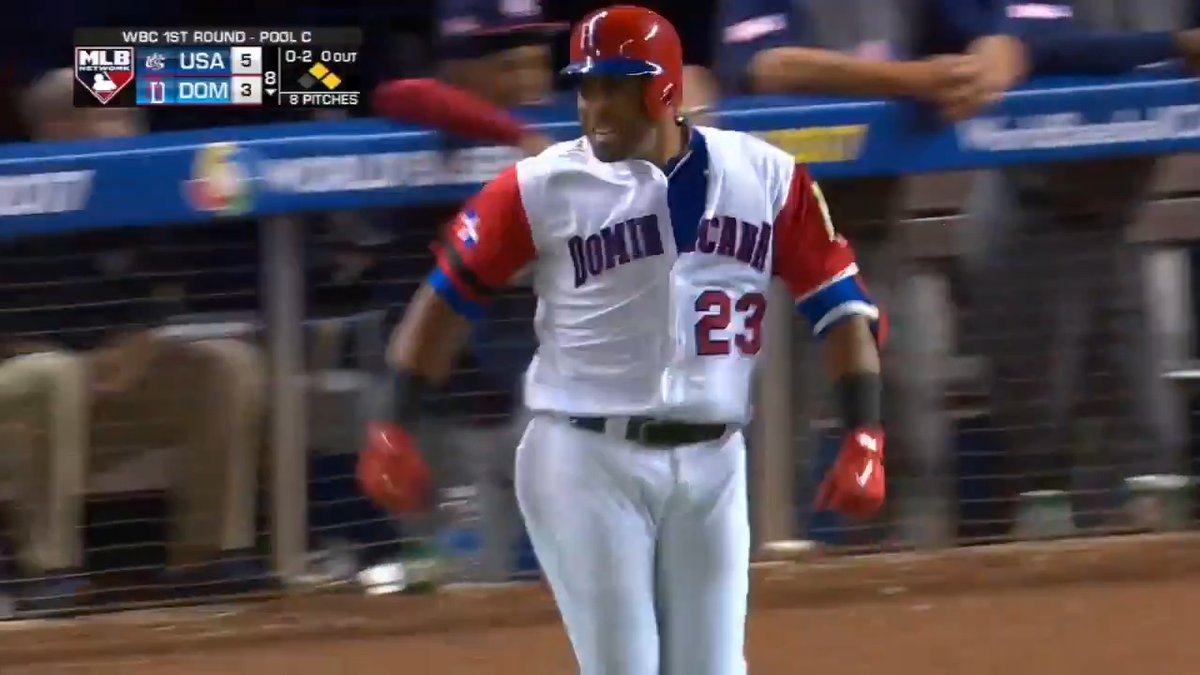 When Nelson Cruz sent the Dominican Republic dugout and fans into a frenzy 🇩🇴