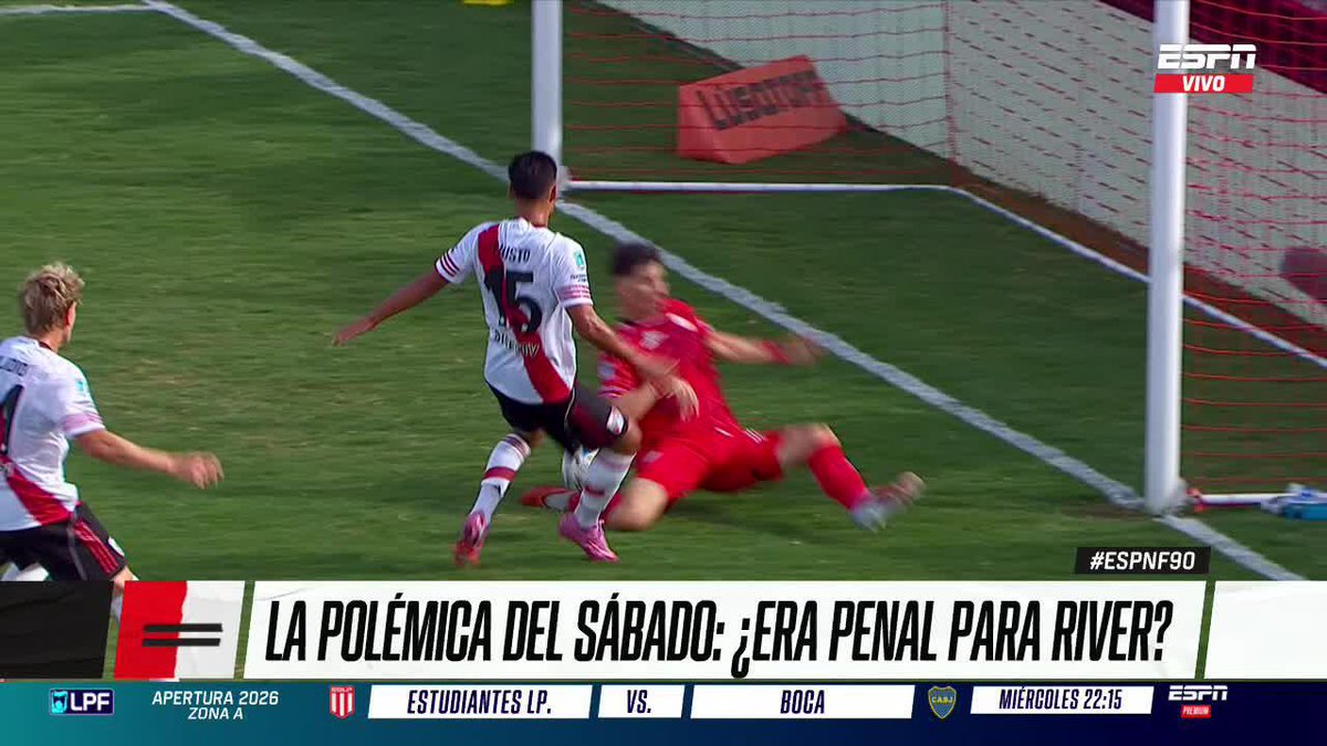 🤔 LA JUGADA QUE DIO QUÉ HABLAR El detalle de lo que sucedió en Barracas vs River en la cancha del Guapo. ¿Era penal? ▶ Mirá #ESPNF90 en el Plan Premium de #DisneyPlus