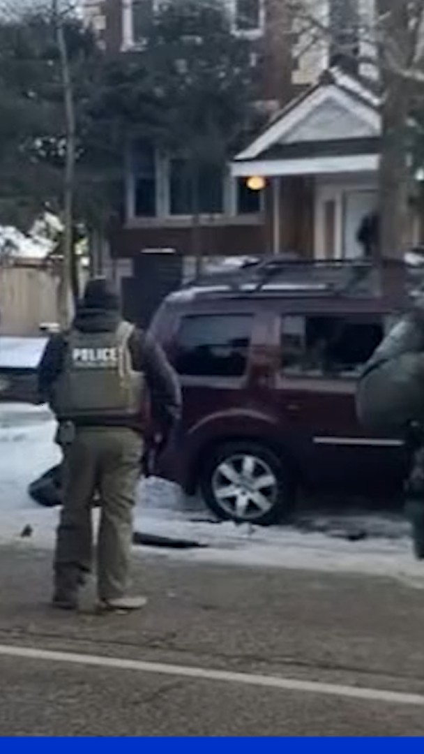 Arrêté par l'ICE à la frontière canadienne, un Français témoigne