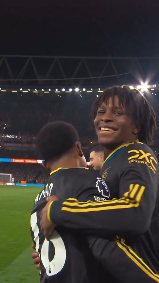 Amad was all of us after Patrick's rocket 🙇‍♂️😅