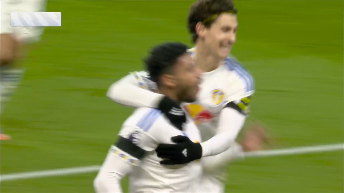 James Justin slots it past Jordan Pickford to put Leeds in front 🎯