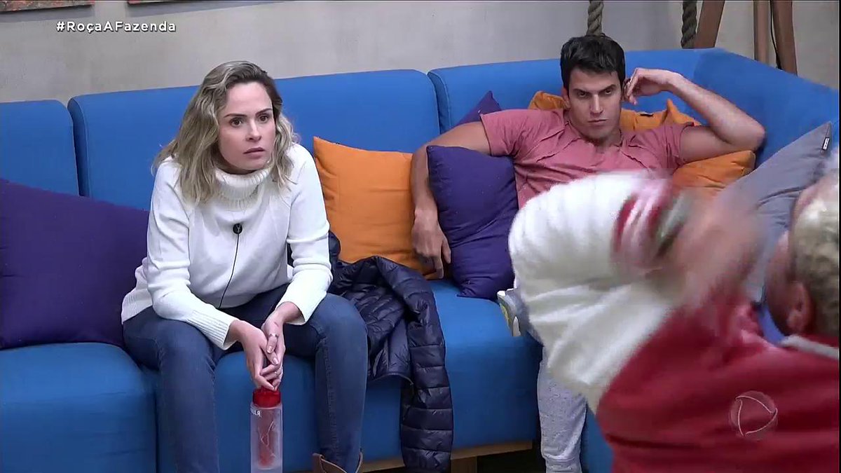 alguém precisa apavorar a ana paula igual evandro fazia, HAHA