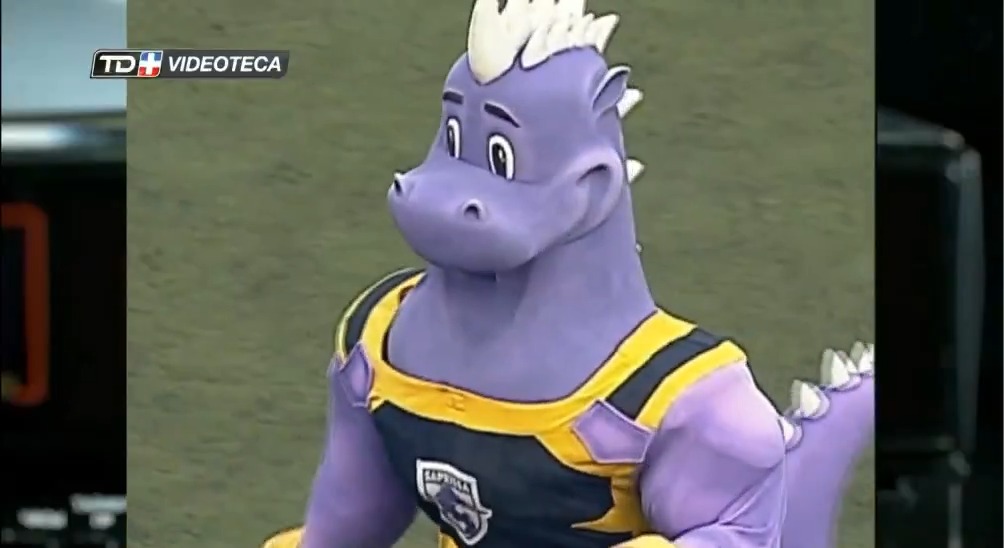 Como olvidar cuando el Monstruo se metió al gimnasio