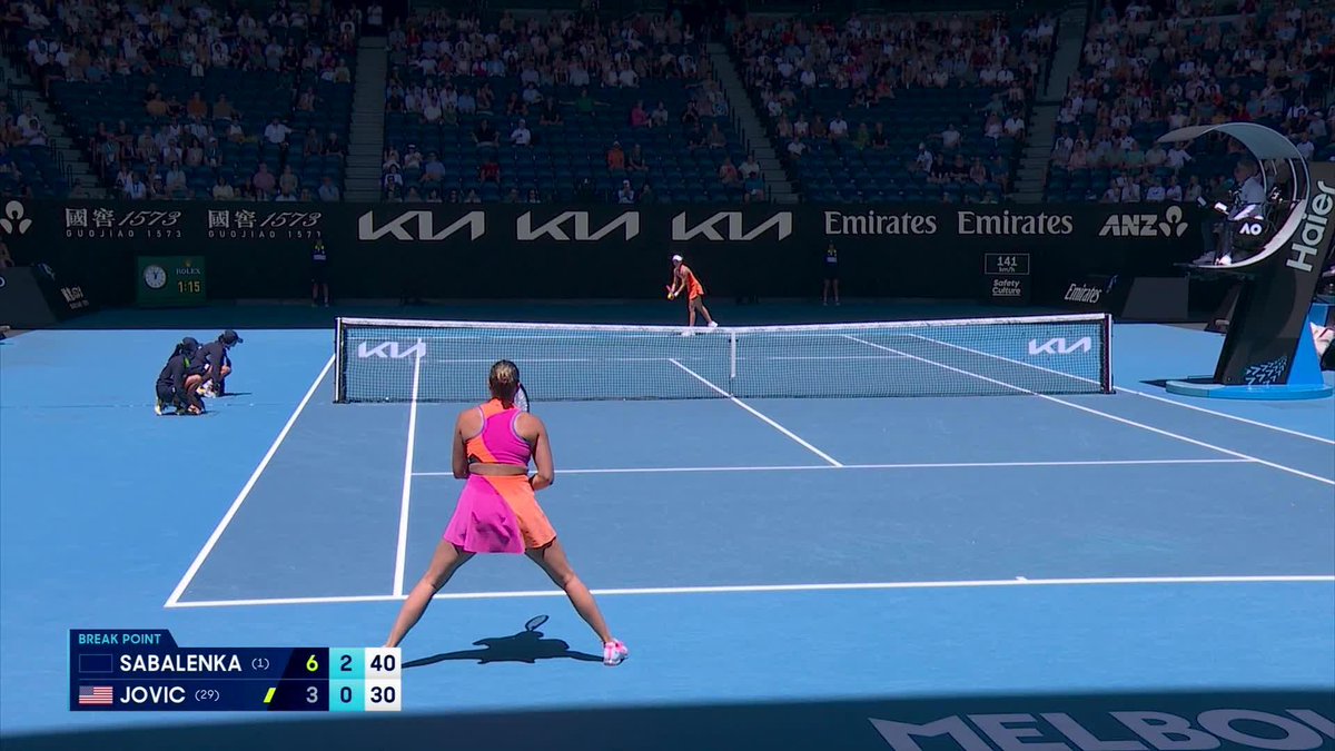 In complete control 🤝 Aryna Sabalenka secures another break, leading Jovic 3-0 in the second. #AO26