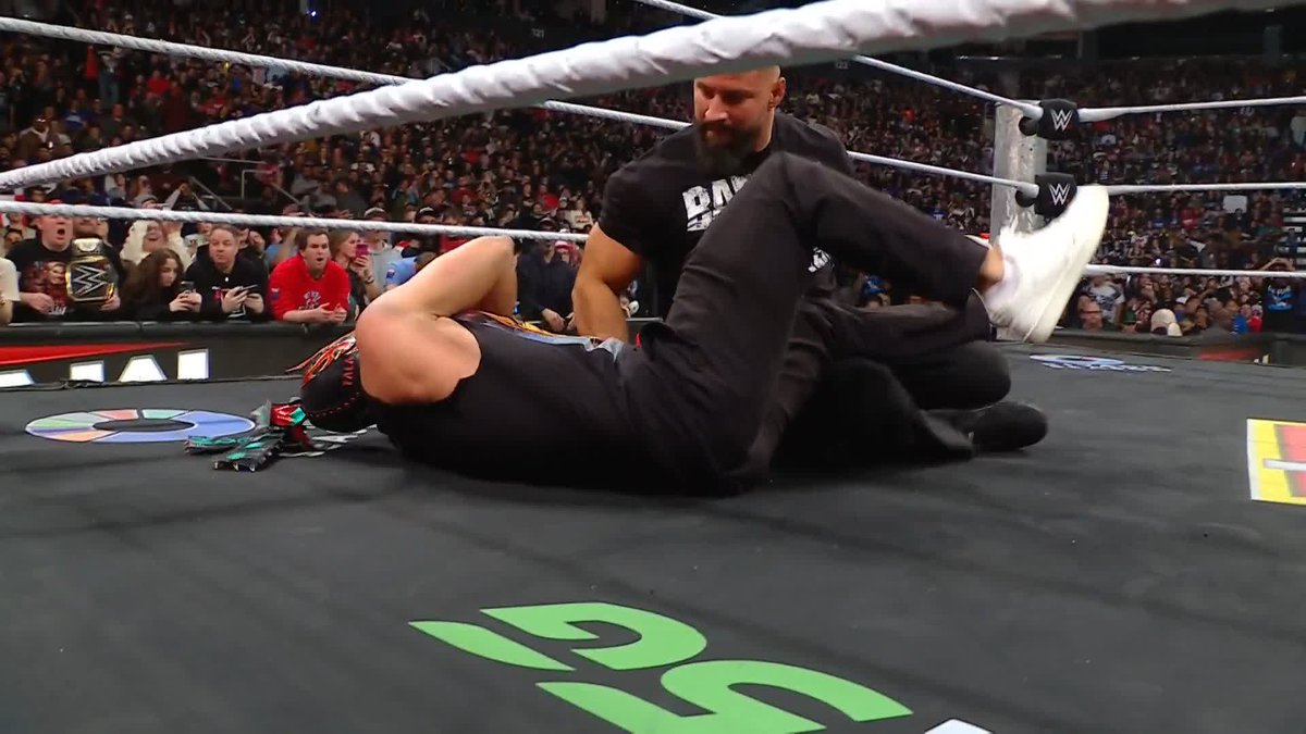 The Vision just DESTROYED Dragon Lee and Penta 😩