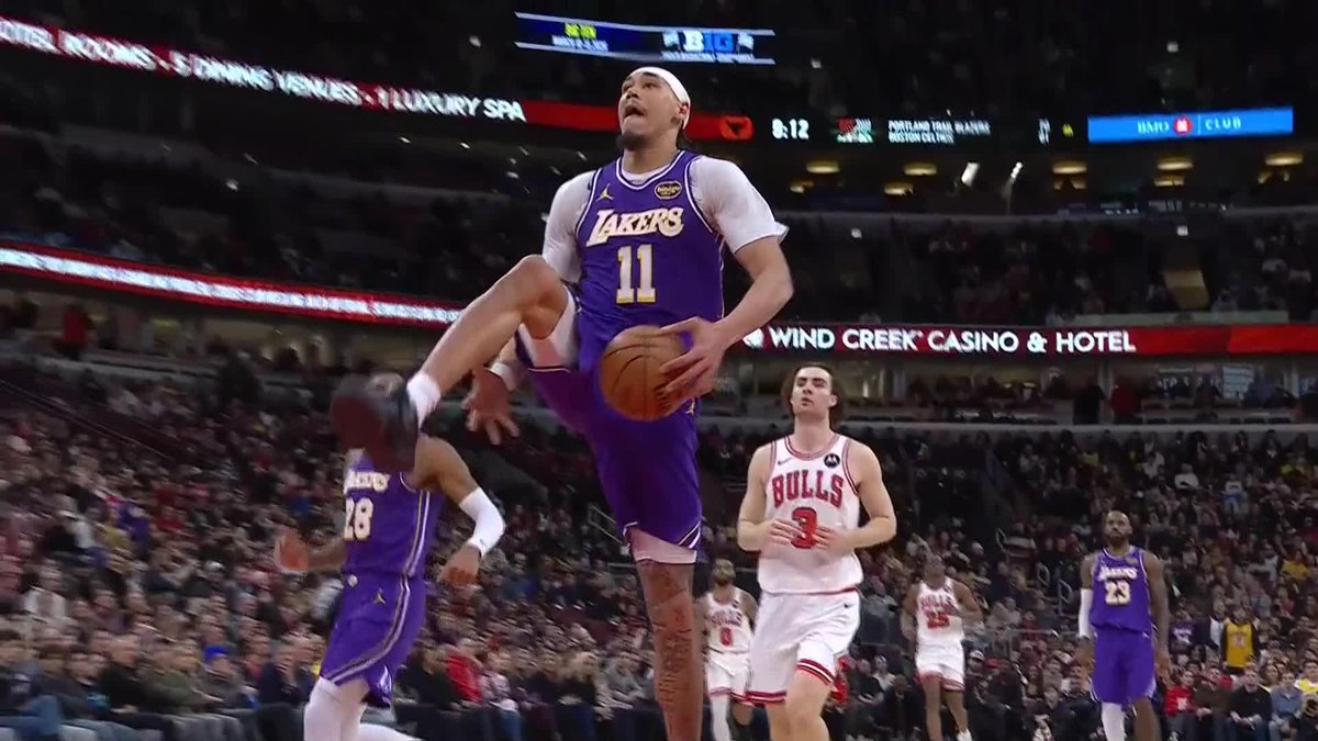 HAYES, ESTÁS MUY LOCO 🤯🤯🤯 El concurso de mates ya ha empezado para Jaxson ¡Luka Doncic está flipando! 😍 #NBAxDAZN 🏀🇺🇸