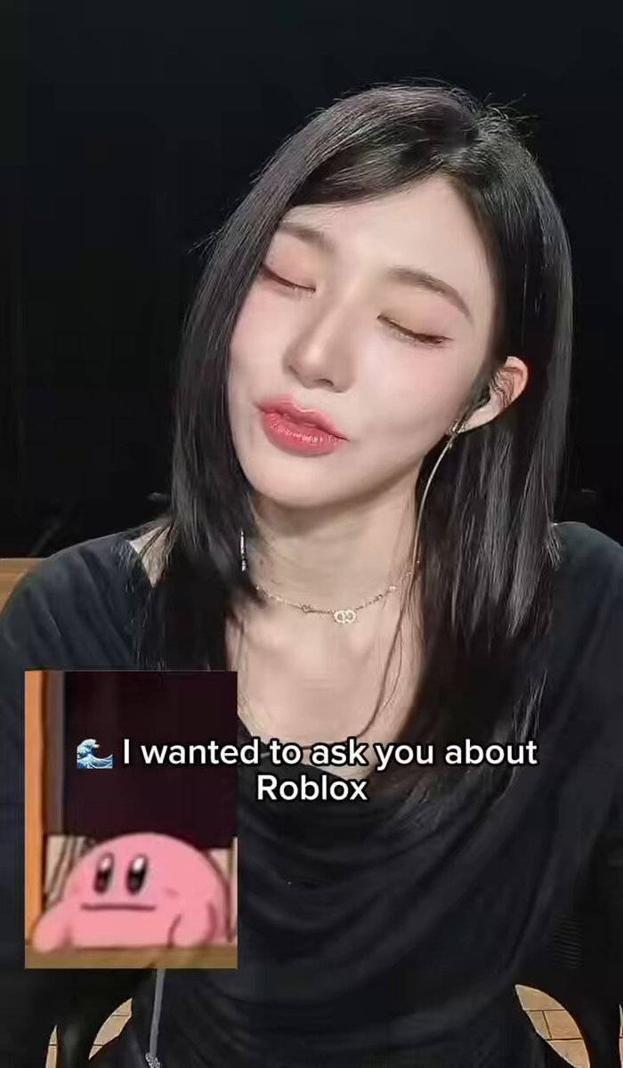 xinyu has a message for the WAV who helped make dress to impress on roblox 😭 #신위 #XINYU #周心语 #트리플에스 #tripleS