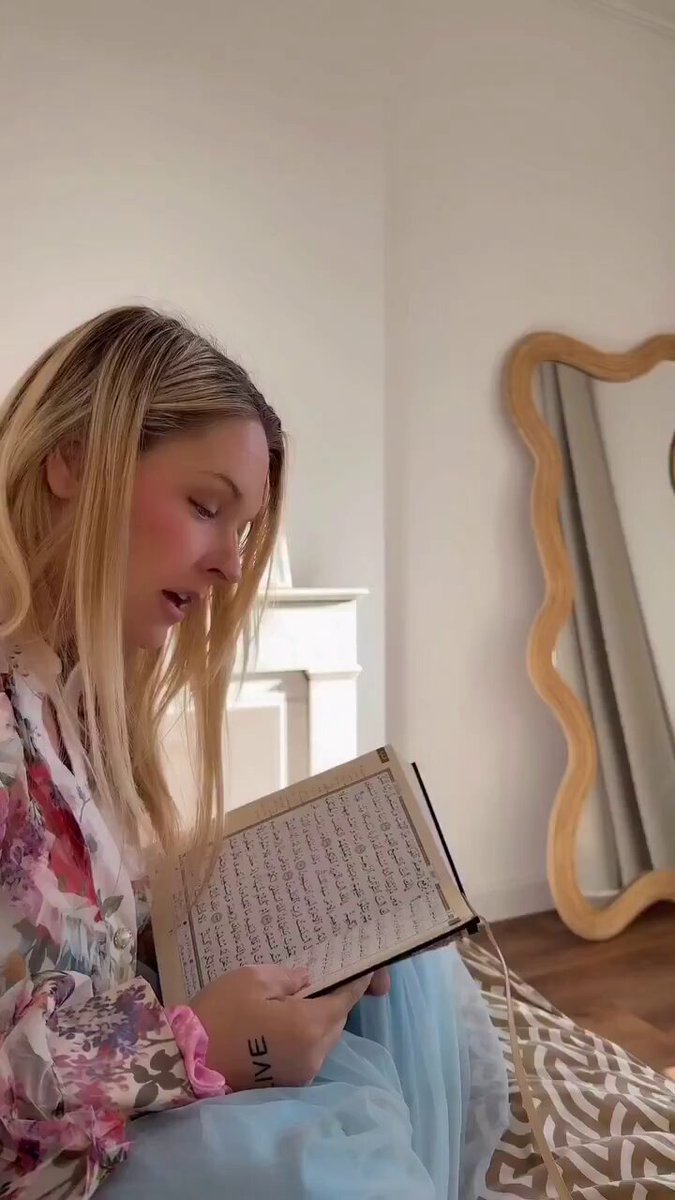 Revert sister tests her reading status after studying the recitation of the Qur’an for months ♥️✨️