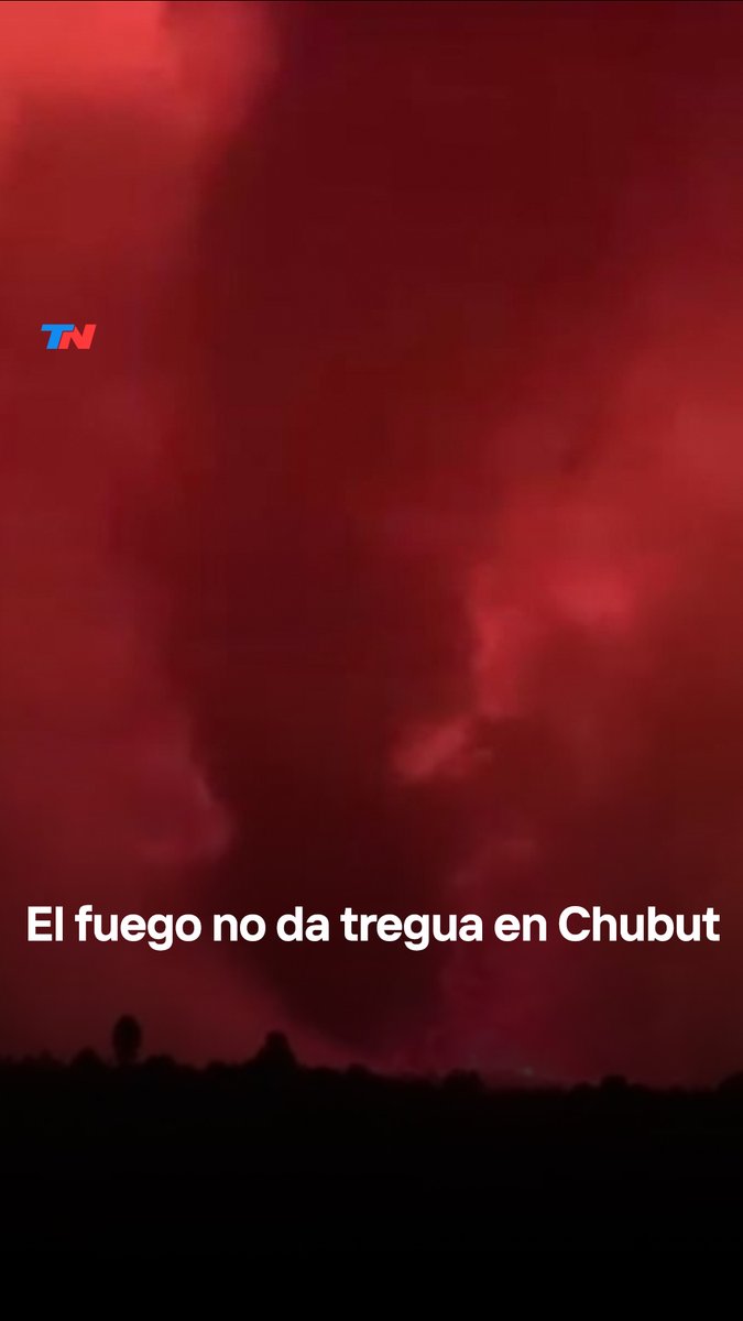"ESTAMOS PERDIENDO LA BELLEZA QUE TENEMOS" I Los incendios forestales en Chubut no dan tregua. Debido a las altas temperaturas y las ráfagas de viento, se reactivaron tres focos. Las llamas rodean a la localidad de Cholila y los incendios ya arrasaron más de 35.000 hectáreas.