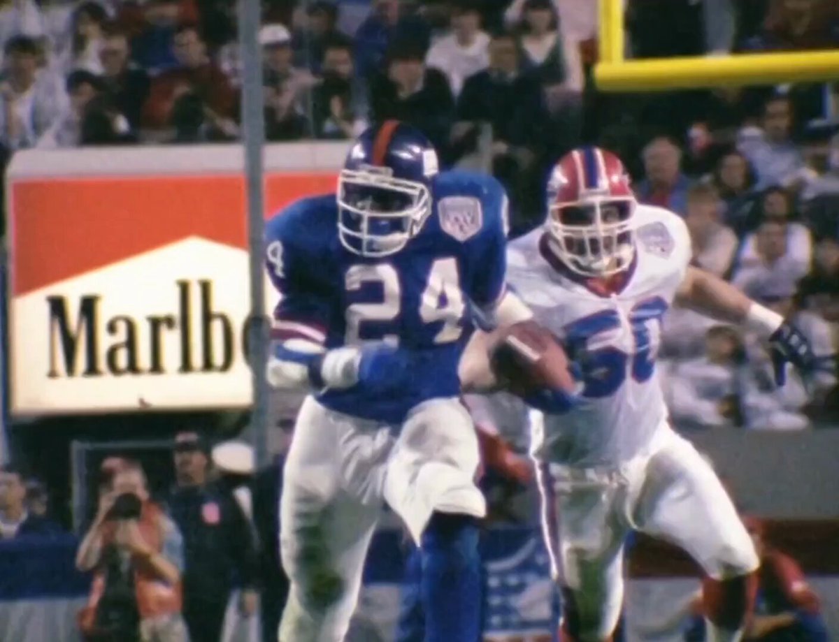 SMASHMOUTH The #Giants' O.J. Anderson uppercuts the #Bills' Mark Kelso. Your Super Bowl XXV MVP January 27, 1991
