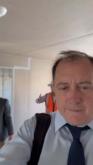 Con el alcalde de Padre Hurtado y dirigentas de comités de vivienda, visitamos el proyecto "Padre Hurtado somos Todos", una solución habitacional cumple con los estándares que buscamos para las familias que esperan su casa.