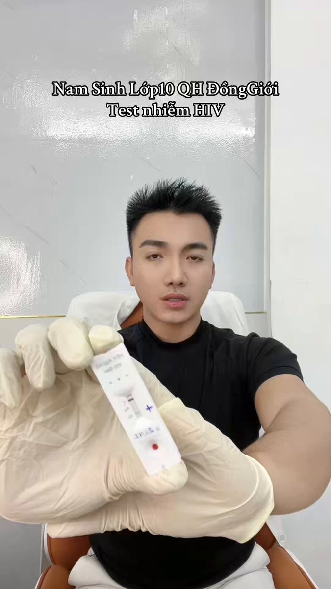 Nam Sinh lớp 10 QH đồng giới. Test nhiễm hiv …. Theo quy định dưới 18 tuổi cần sự bảo hộ từ Cha Mẹ khi vào điều trị arv. Trang tư vấn bệnh xã hội: