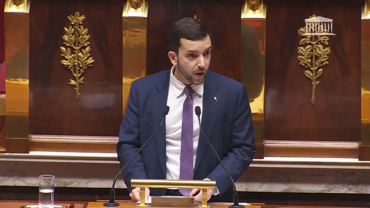 🗣 Jean-Philippe Tanguy Ⓜ️ « Mais le temps mûrit toute chose, y compris la vérité qui saute désormais aux yeux de tous. Macronistes, LR, socialistes, vous êtes le malheur de la France ! Nous, le Rassemblement National, sommes l’espérance du sursaut ! » #DirectAN #MotionDeCensure