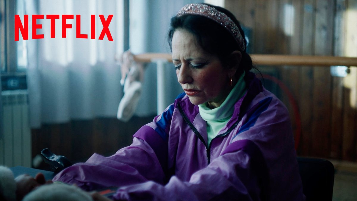 No es La Tarotista, son las cartas, desgraciada 🔮 Próximo episodio: MAÑANA. #WhatNext