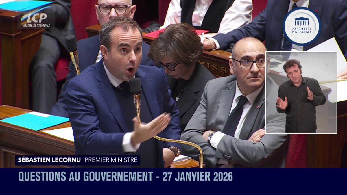 Lecornu est plutôt du genre calme. Mais parfois à l’Assemblée, il cogne dur, notamment lorsque la police ou l’armée sont critiquées. C’est Ciotti qui en a fait les frais cet après-midi