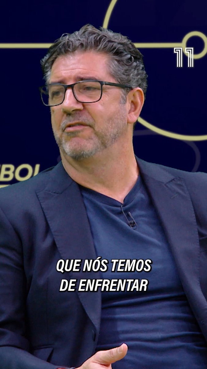 🗣️ Rui Vitória: “Temos os melhores jogadores do mundo. E depois não jogam nas nossas equipas? Há qualquer coisa aqui que não bate certo. Acho muito curto para a qualidade que nós temos" #Canal11 #FutebolTotal #FutebolEmPortuguês