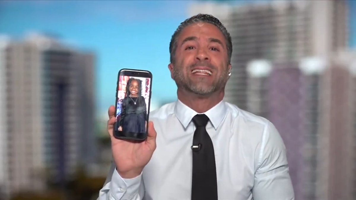 "Democrats are hemorrhaging votes over this!" Vinny Oshana points out documented crimes of illegal immigrants against young girls. Watch more👇 📺 Piers Morgan | VINCENT OSHANA