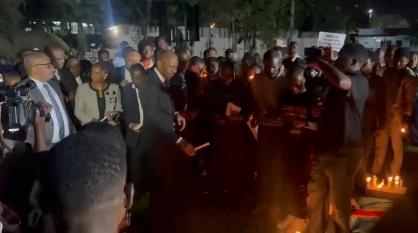 Guerre dans l’Est : À Kinshasa, le gouvernement et des acteurs de la société civile se sont recueillis en mémoire des victimes