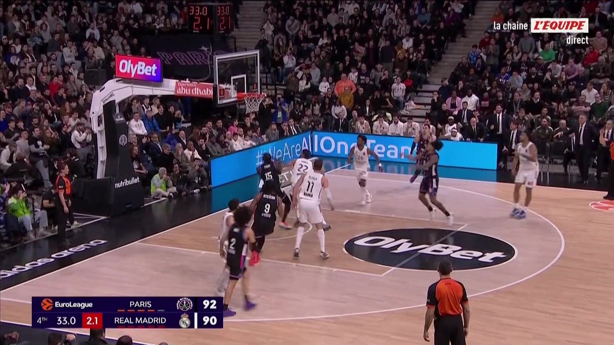 👀​ L'énorme contre de Faye dans les dernières secondes ! #lequipeBASKET