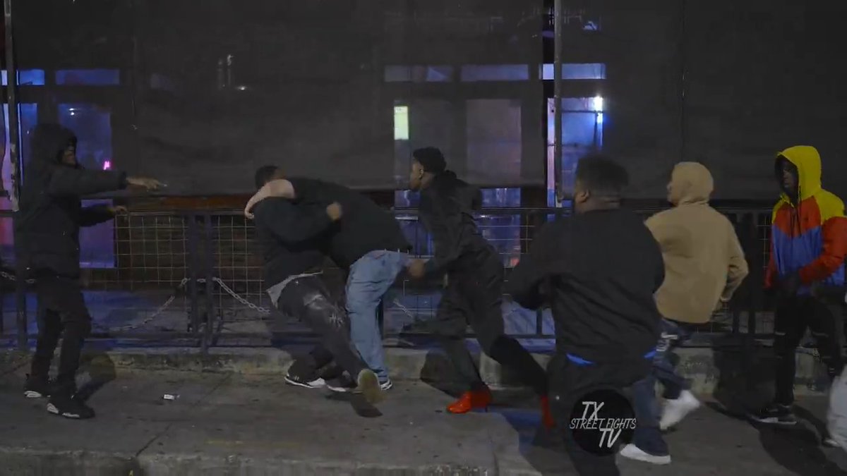 Crazy: brawl breaks out in ATX Dude gets knocked out #6thstreet #fight #fights
